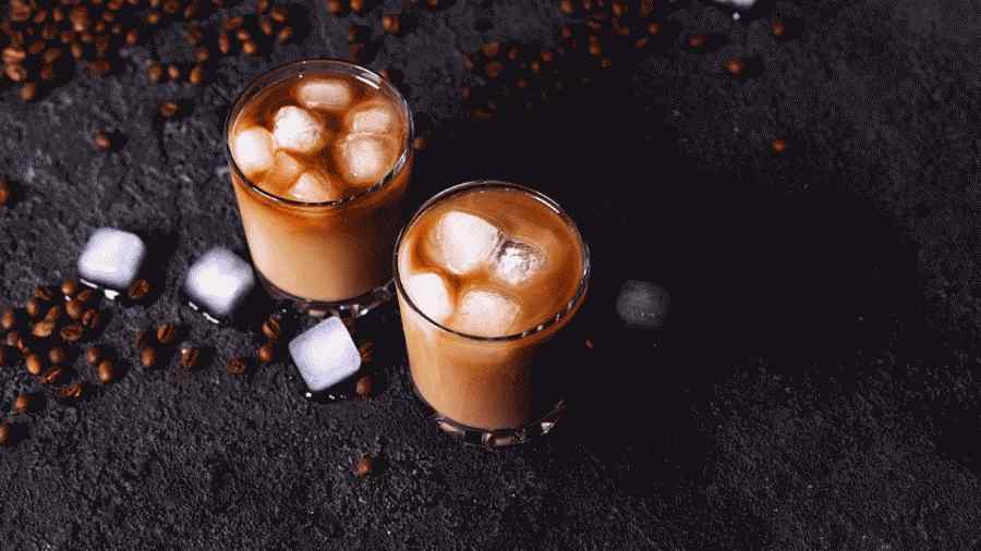 Qual é o problema com a tendência do café tônico no Instagram?